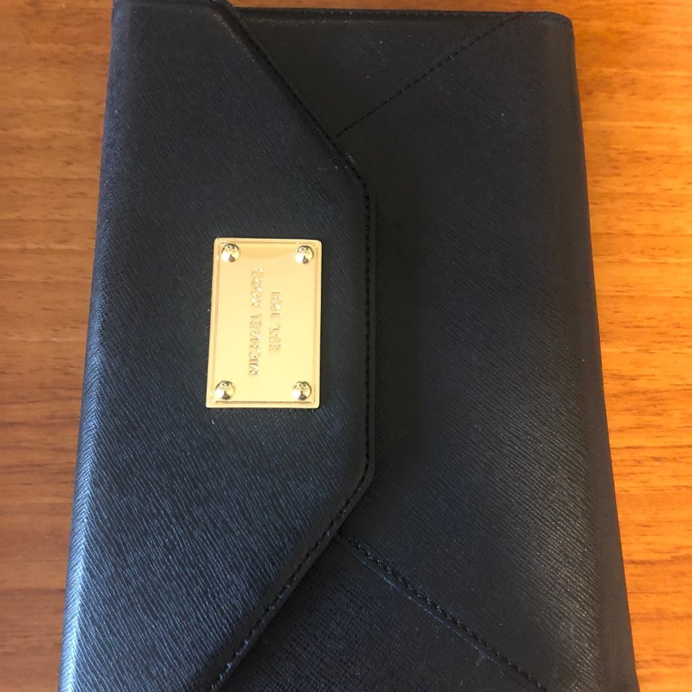 Michael Kors iPad Mini Clutch Case - Picture 2 of 6